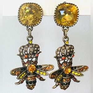 Heidi Daus OMEGA 🆕 “Her Majesty The Queen” 🐝 Bee dangle earrings